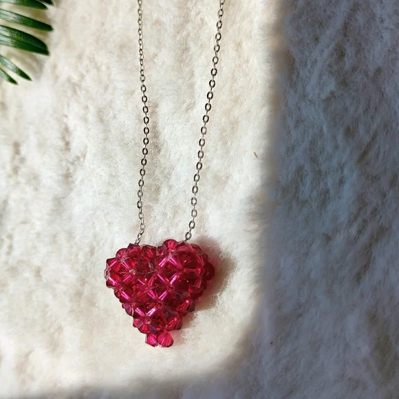 Gorgeous Swarovski Crystal Heart Pendant On Dainty 925 Sterling Silver Chain - Picture 7 of 11